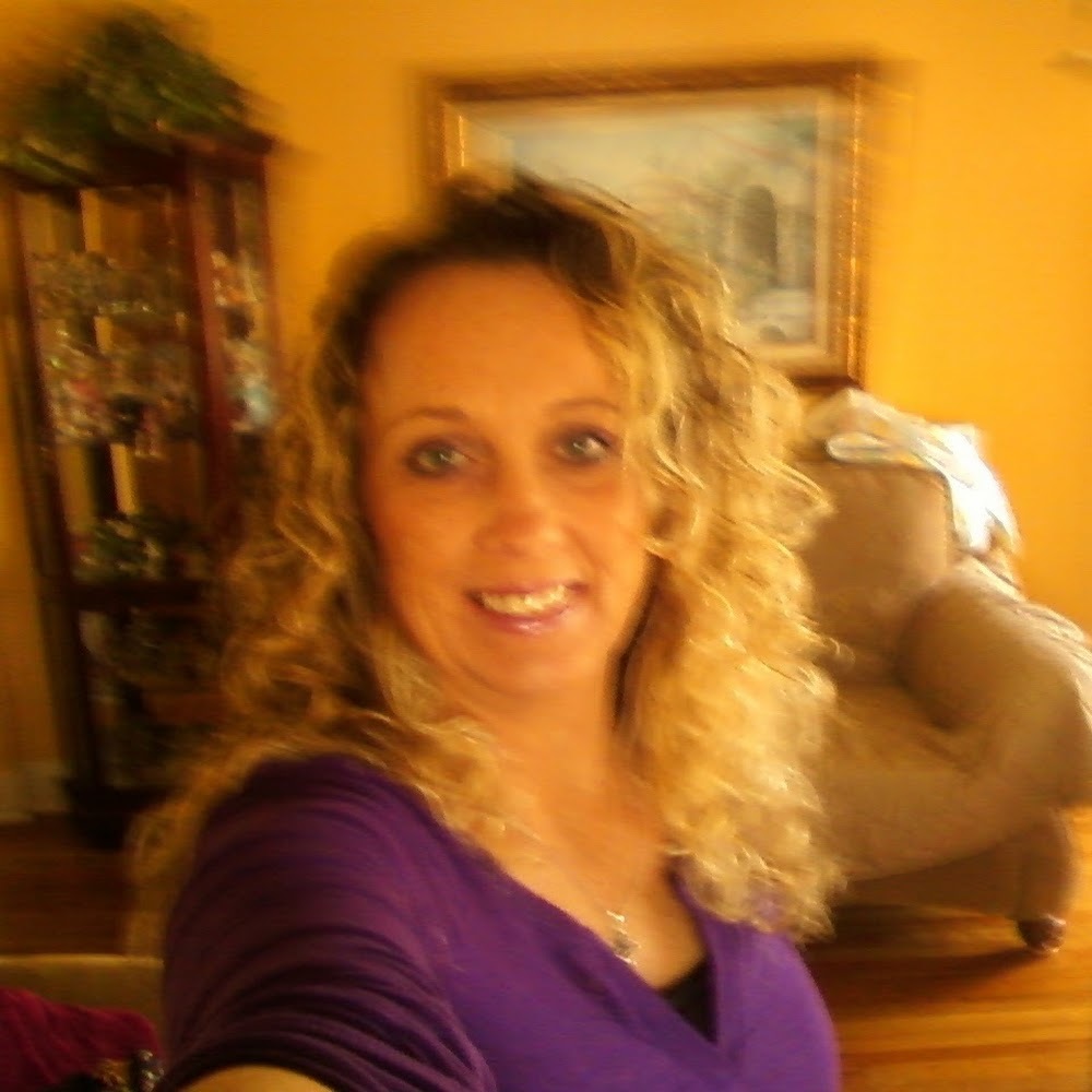 Meet your Posher, Renee